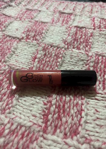 P2 Catch The Glow Lipgloss - Görsel 4