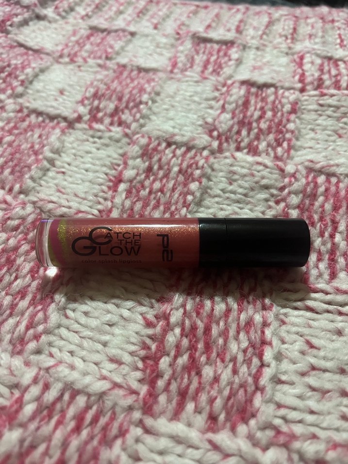 P2 Catch The Glow Lipgloss - Görsel 4