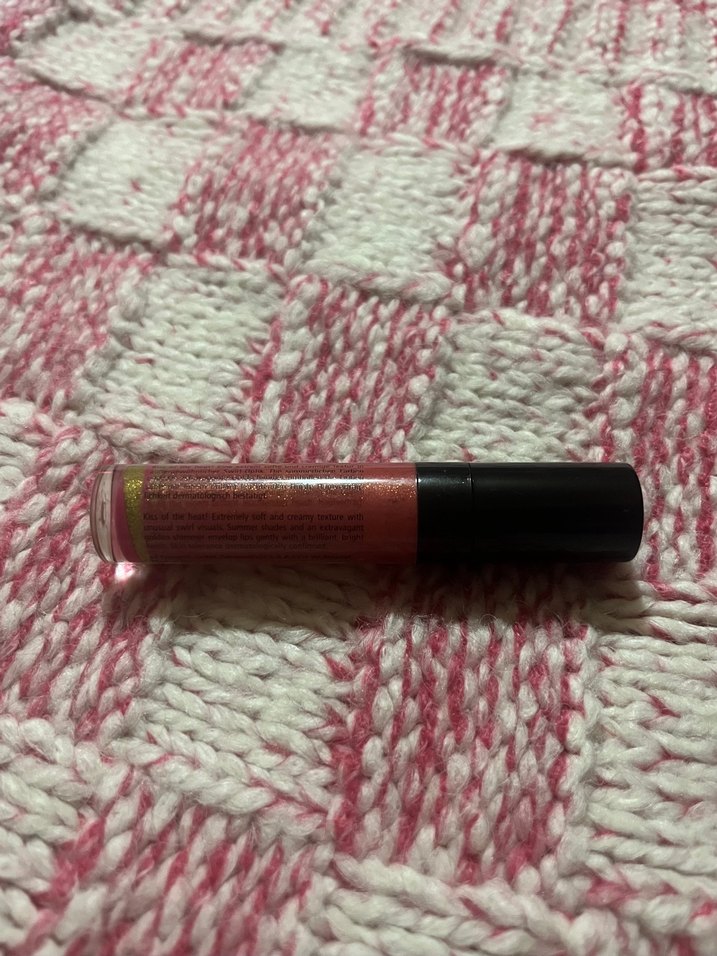 P2 Catch The Glow Lipgloss - Görsel 3