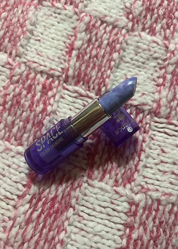 Essence Renk Değiştiren Ruj - Görsel 3