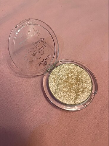 Essence Highlighter / Aydınlatıcı