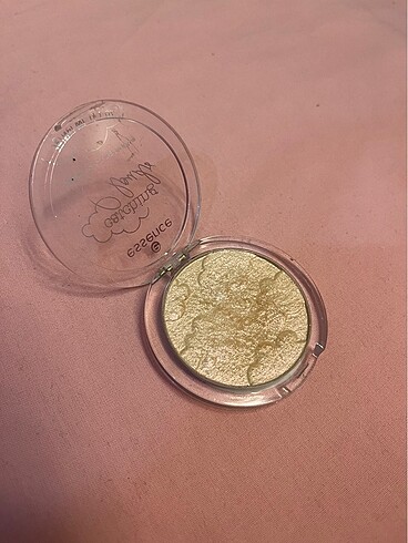 Essence Essence Highlighter / Aydınlatıcı