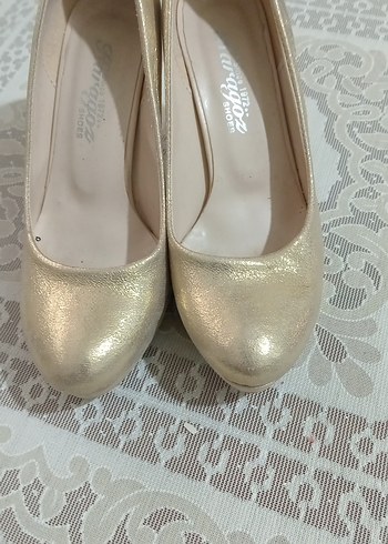 Diğer Altın Rengi Parlak Stiletto Kadın Topuklu Ayakkabı