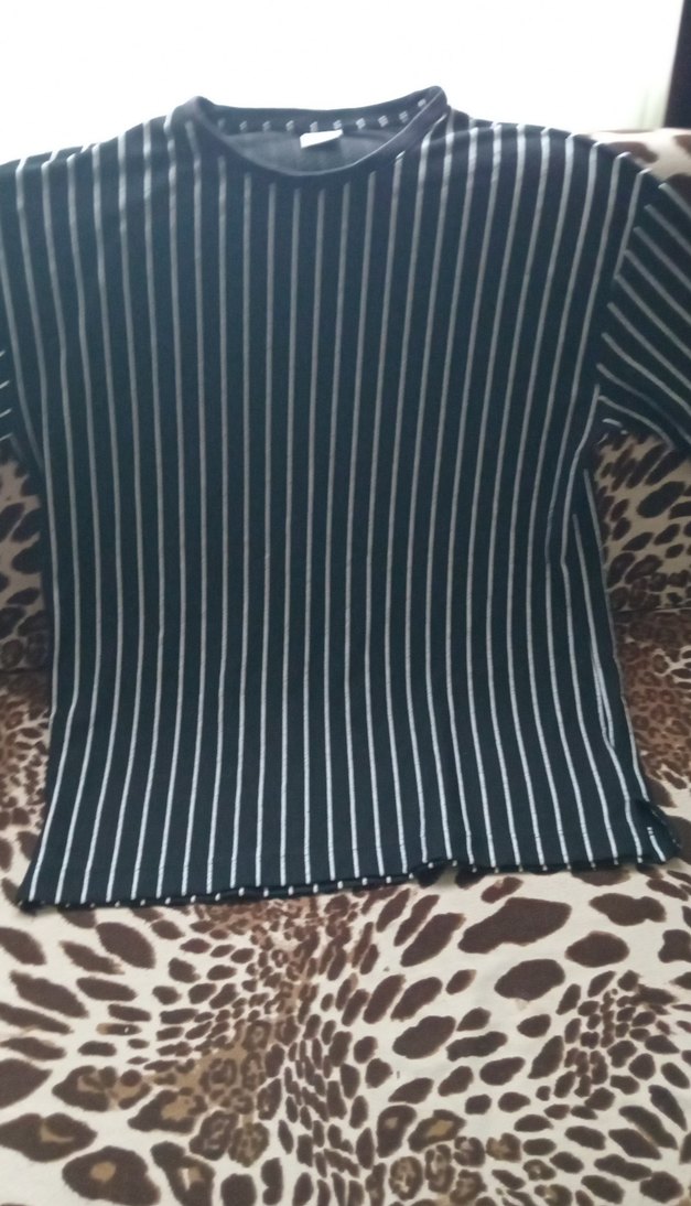 Erkek Siyah Çizgili tshirt - Görsel 3