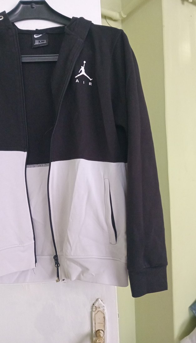 Nike Siyah beyaz kapusonlu üst - Görsel 5