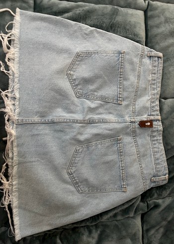 Yırtık Detaylı Kot Mini Etek - Görsel 3