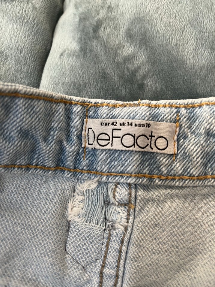 Yırtık Detaylı Kot Mini Etek - Görsel 2