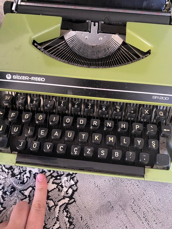 Parlak Yeşil Vintage Daktilo - Görsel 4