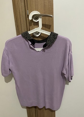 Boncuklu Yaka Detaylı Mor Kısa Kollu Triko - Görsel 2