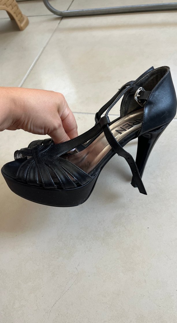 Siyah Tokalı İnce Topuklu Kadın Abiye Ayakkabı - Görsel 2