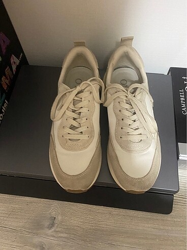 Oysho OYSHO. Sneakers