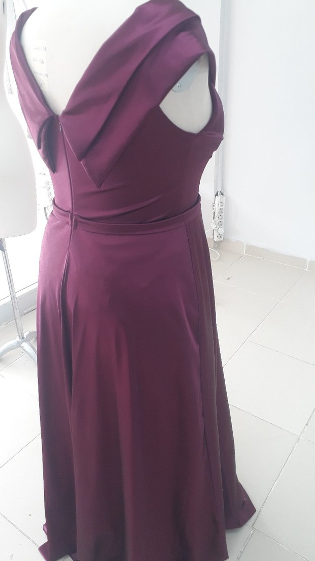 Bordo Uzun Kollu V Yaka Abiye Elbise - Görsel 4