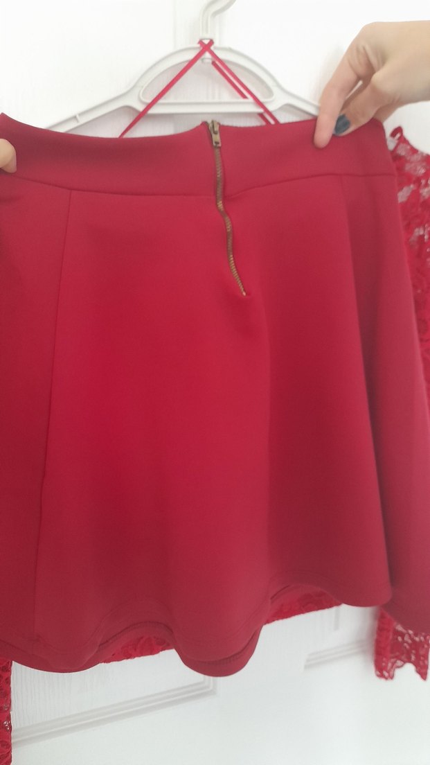 Kırmızı İşlemeli Mini Drapeli Etek - Görsel 2