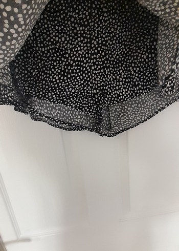 Siyah Puantiyeli Fırfırlı Mini Etek - Görsel 3