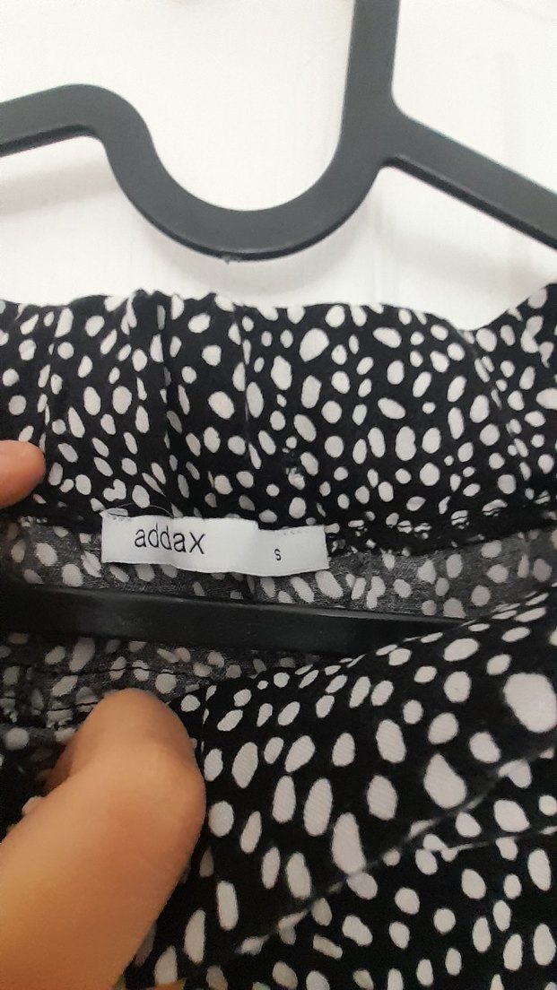 Siyah Puantiyeli Fırfırlı Mini Etek - Görsel 4