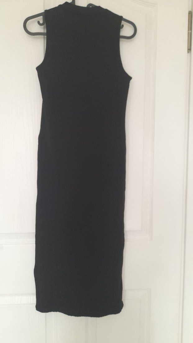 Siyah Kolsuz Uzun Dar Kesim Elbise - Görsel 3