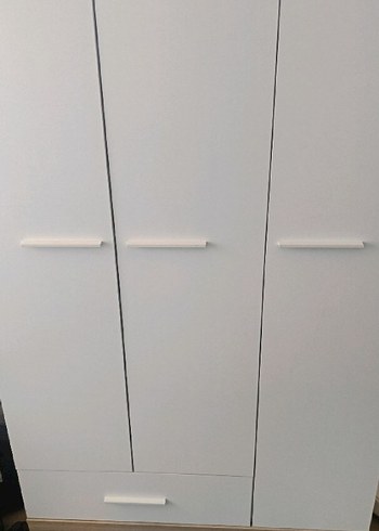 Beyaz Çocuk Dolabı Ahşap Detaylı - Görsel 5