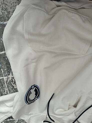 s Beden beyaz Renk bershka sweatshirt
