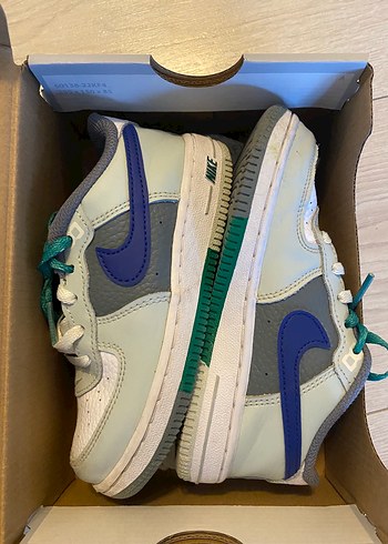 27 Beden beyaz Renk Nike force 1 çocuk ayakkabısı