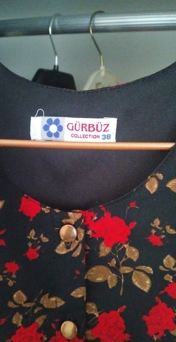 Çiçek Desenli Uzun Kollu V Yakalı Kadın Elbise - Görsel 4