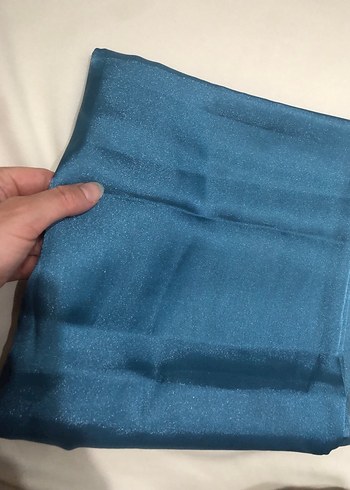 Mavi Parlak eşarp - Görsel 2