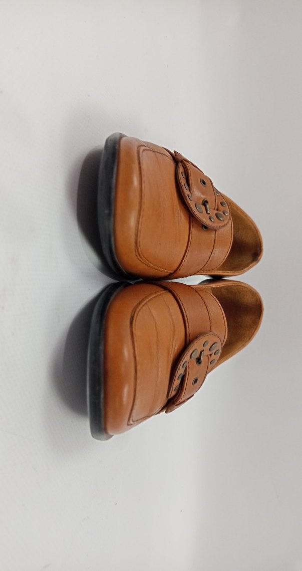 Hotiç marka  Deri Tokalı Kadın Klasik Ayakkabı - Görsel 2