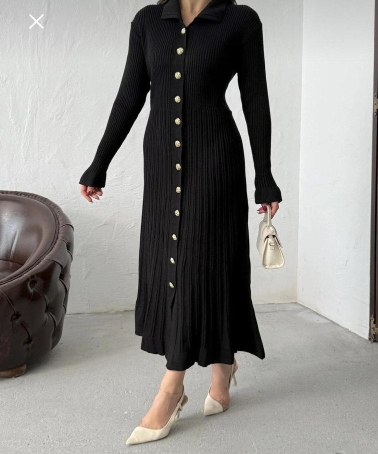 Düğmeli Siyah Triko Uzun Elbise - Görsel 2