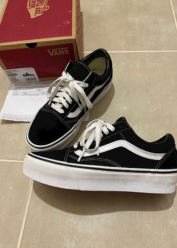 38,5 Beden Vans platform