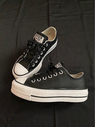 36 Beden siyah Renk Orijinal Converse