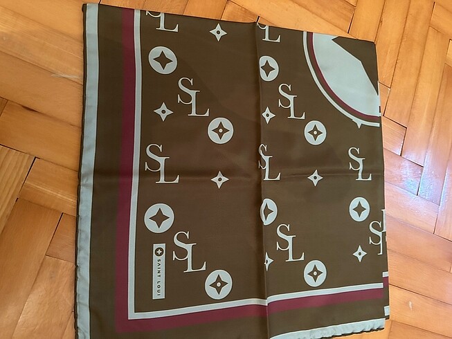 Twill ipek eşarp