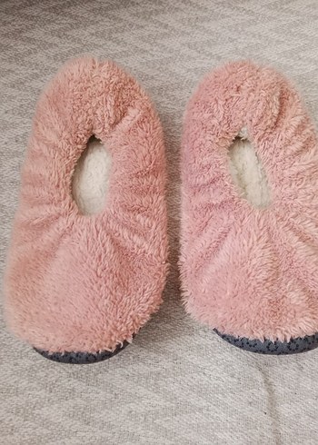 Pembe Peluş Kız Çocuk Ev Terliği - Görsel 2