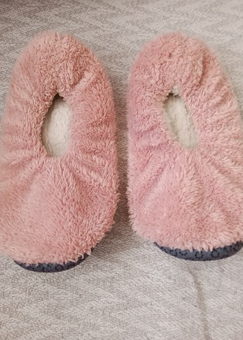 Pembe Peluş Kız Çocuk Ev Terliği - Görsel 3