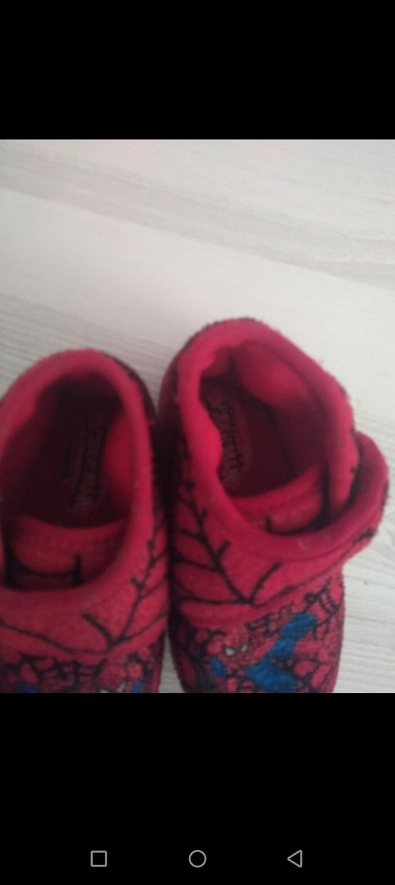 Erkek Çocuk Kırmızı Nakışlı Sıcak Terlik - Görsel 2