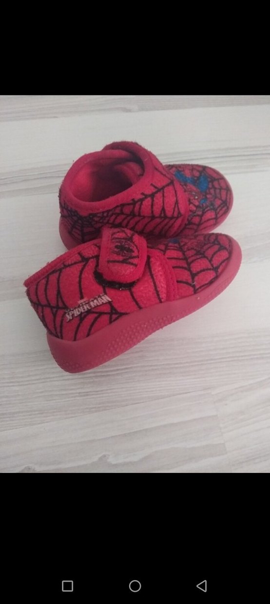 Erkek Çocuk Kırmızı Nakışlı Sıcak Terlik - Görsel 3