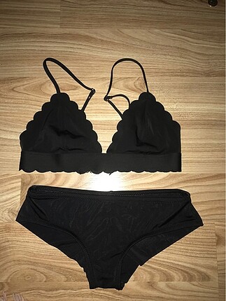 H M bikini