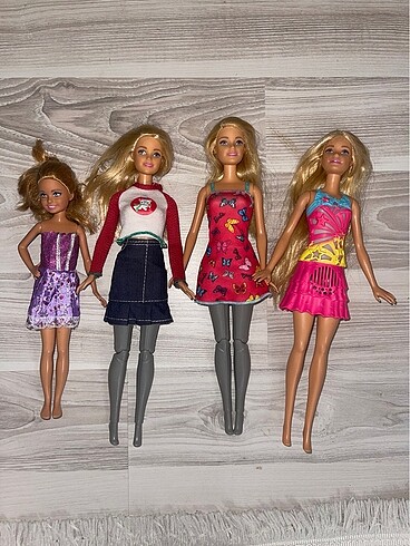 Oyuncak Barbie bebekler