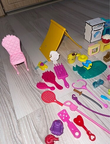 Barbie Barbie oyun evi aksesuarları