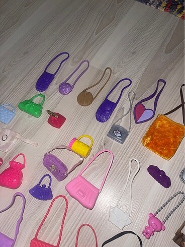 Beden Renk Barbie vb. çantalar