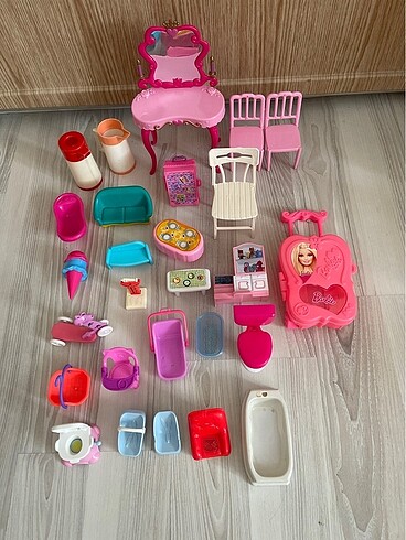 Barbie oyun evi aksesuarları