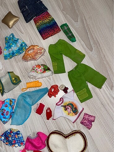 Beden Renk Barbie vb. elbiseler