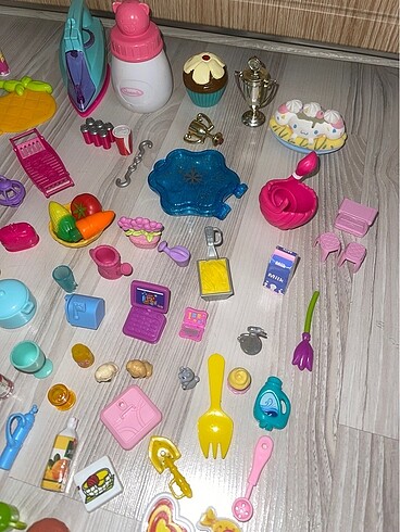 Beden Barbie vb.oyun evi aksesuarları