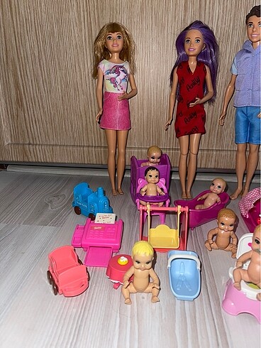  Beden Barbie Skipper bebekler ve aksesuarlar