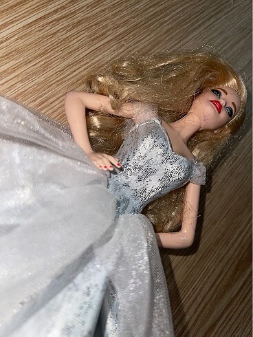  Beden Barbie 2021 yılbaşı bebeği