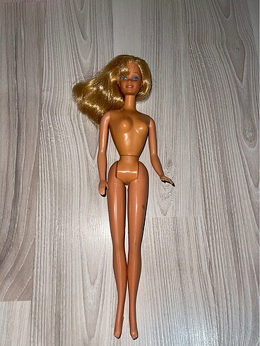 Barbie First Barbie bebek