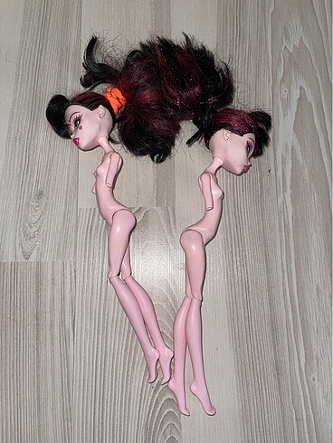 Beden Monster high Frankie Draculaura