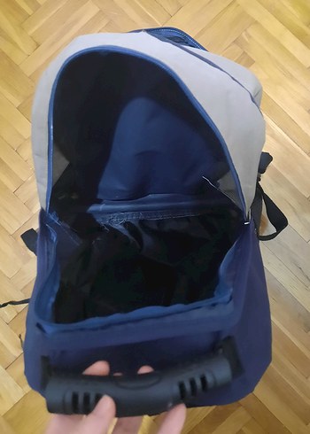 EASTPAK SIRT ÇANTASI - Görsel 6