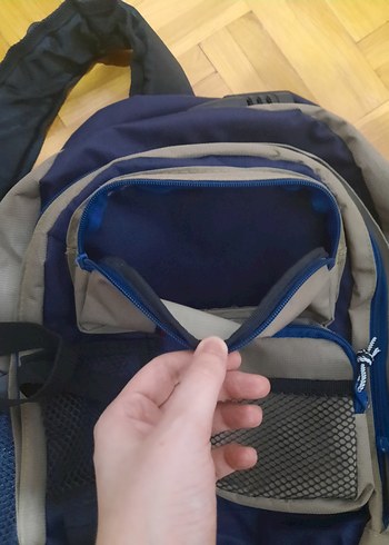 EASTPAK SIRT ÇANTASI - Görsel 4