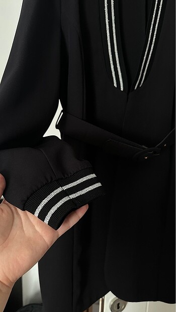 Alvina Kemerli blazer