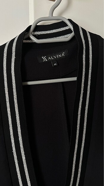 44 Beden siyah Renk Kemerli blazer