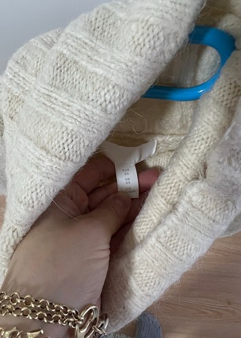 Beyaz Boğazlı Örgü Kadın Kazak - Görsel 2